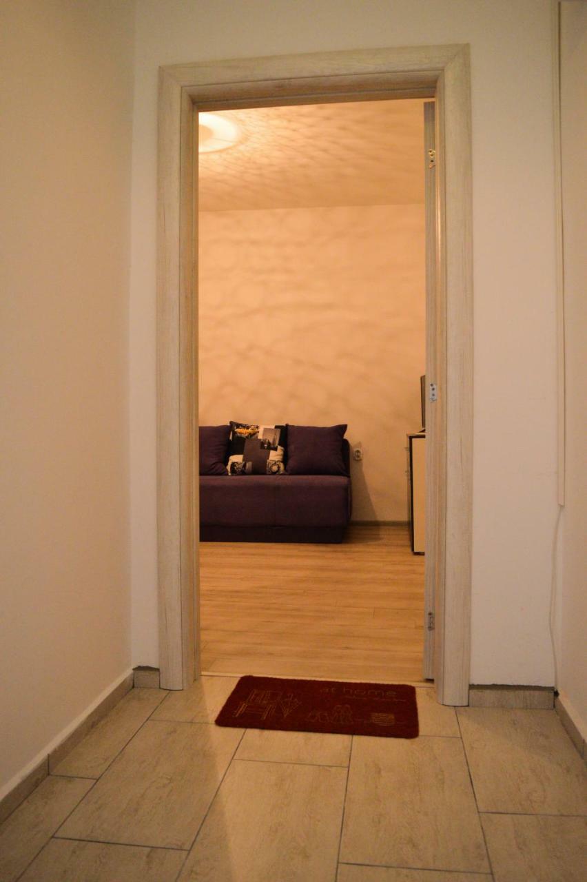 Studio Apartments Ilija Котор Екстериор снимка