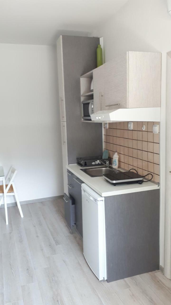 Studio Apartments Ilija Котор Екстериор снимка