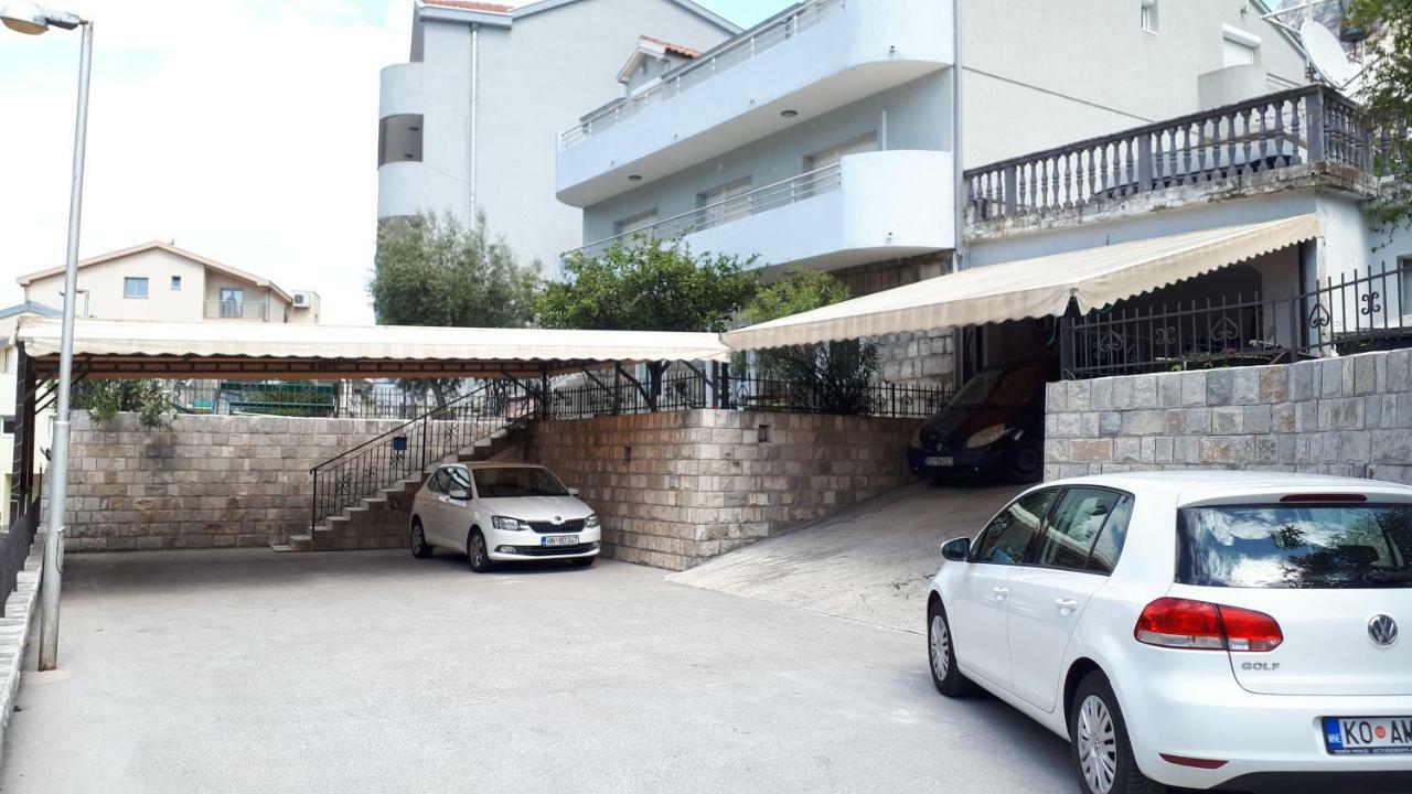 Studio Apartments Ilija Котор Екстериор снимка
