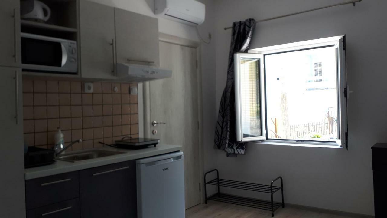 Studio Apartments Ilija Котор Екстериор снимка